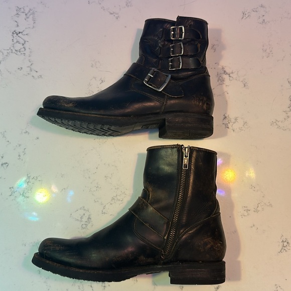 Frye Kelly Veronica distressed leather ankle moto boots black buckle 8.5 - Picture 3 of 10